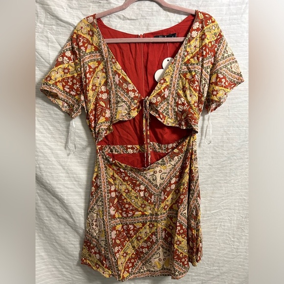 NWT Paper Heart Open Tie Front Floral Print Women's Rayon Bohemian Dress Size XL - Picture 1 of 8